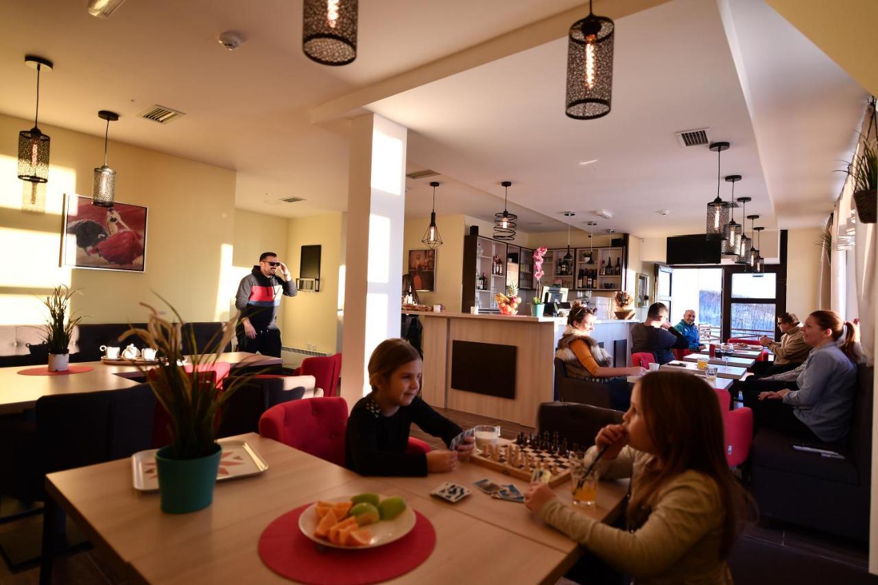 Apartman D52 Dvori Kopaonik Zewnętrze zdjęcie